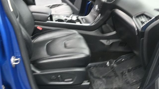 Used 2020 Blue Ford Titanium image 15