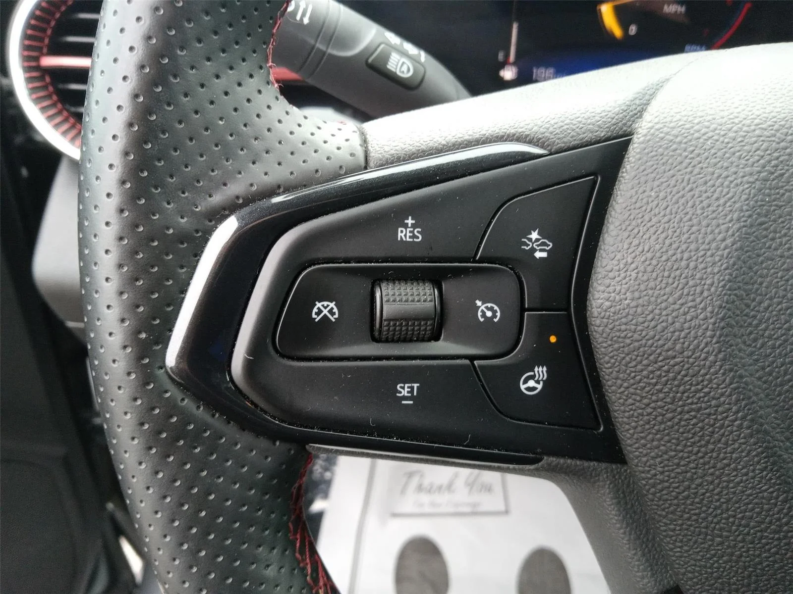 2025 Chevrolet Trax RS - Photo 24