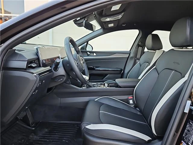 New 2026 Aurora Black KIA  image 10
