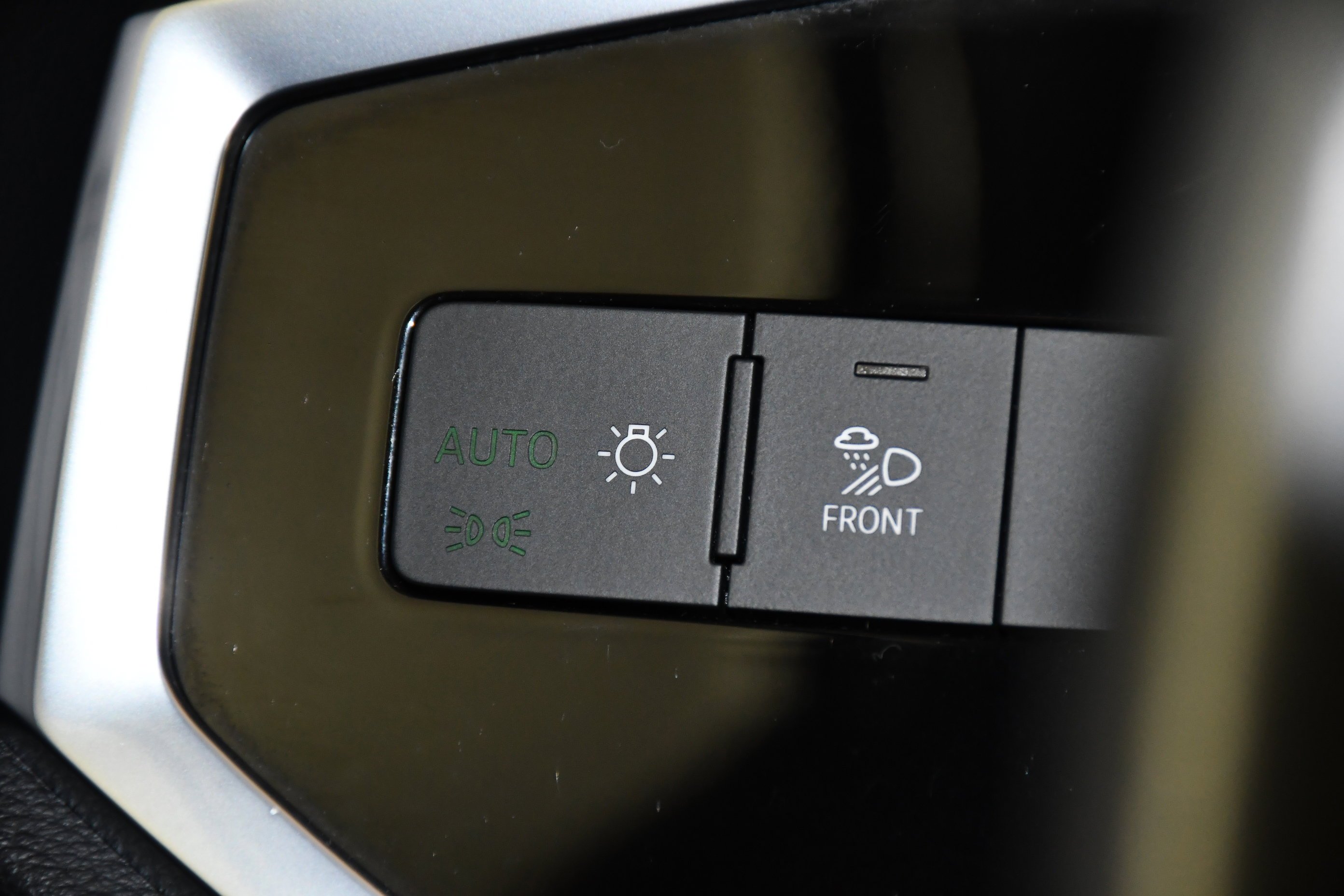 Used 2025 Red Audi S line Premium image 36