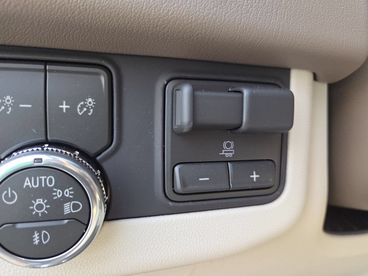 New 2026 Downpour Metallic GMC Denali image 32