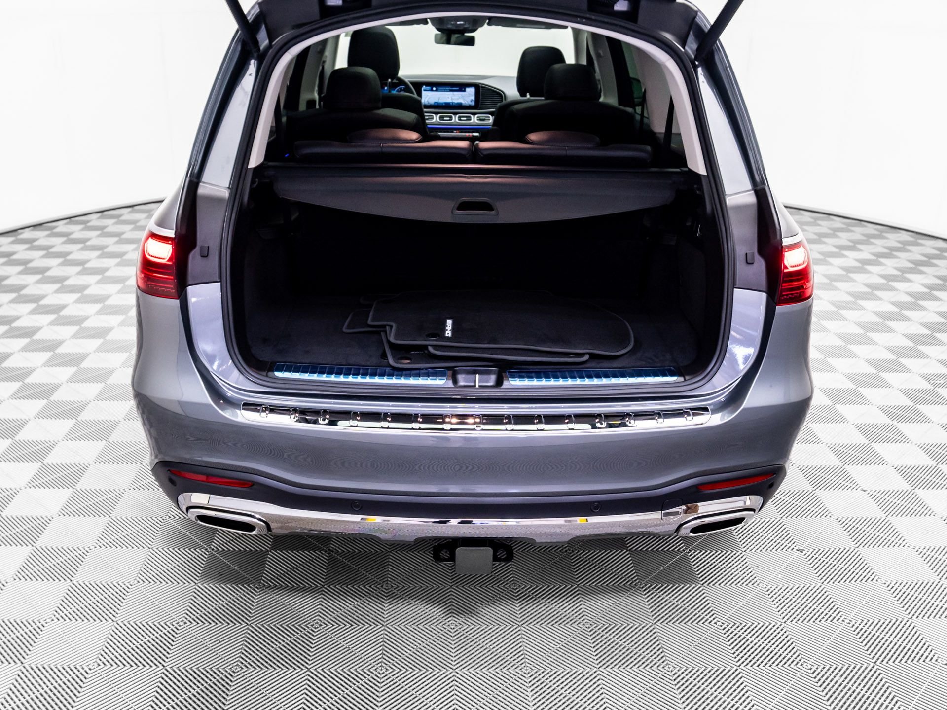 New 2026 Gray Mercedes-Benz GLS 450 image 31