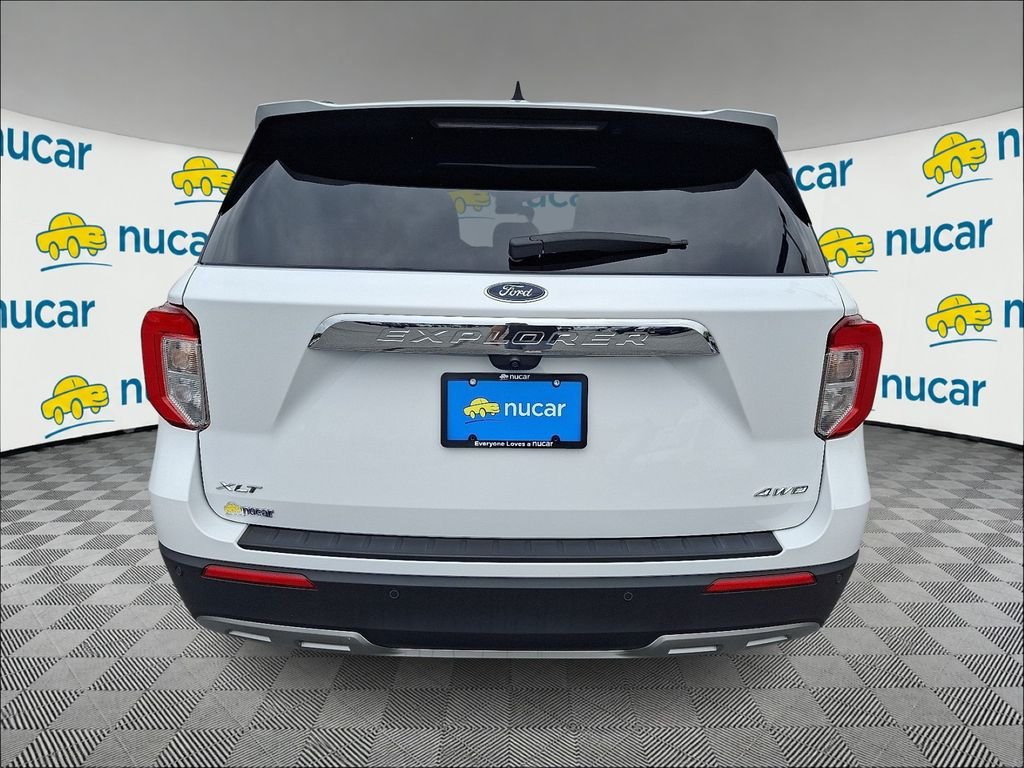 Used 2023 White Ford XLT image 6