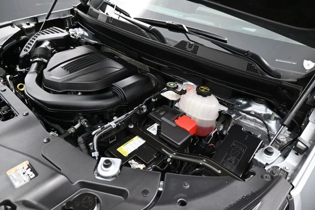 Used 2025 Gray Chevrolet LT image 41