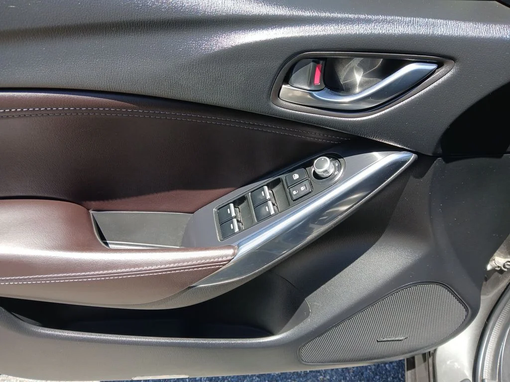 Used 2017 Gray Mazda Touring image 23