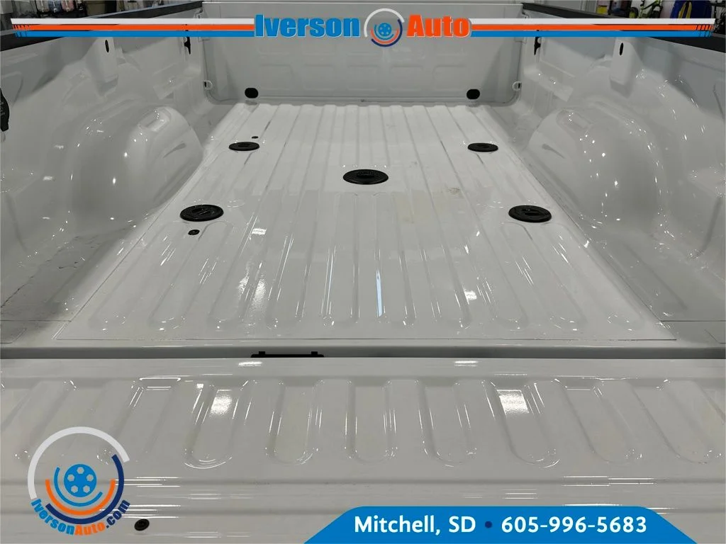 New 2026 Bright White Clear-Coat Exterior Paint RAM Laramie image 9
