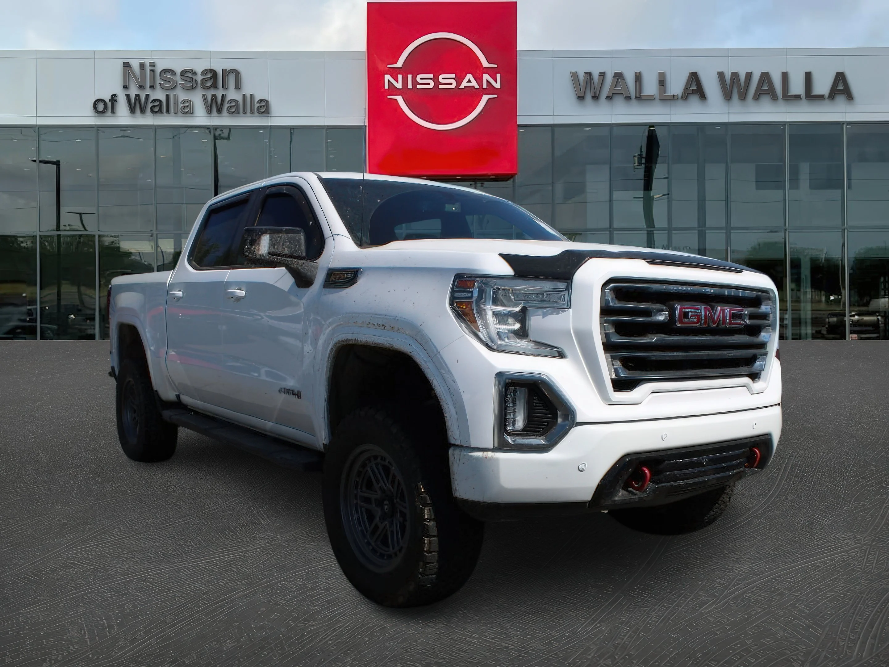 2020 GMC Sierra AT4 4WD Crew Cab Short Box's photo