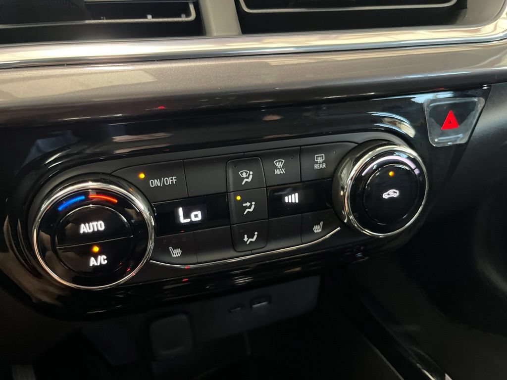 2025 Chevrolet Trax Activ - Photo 14