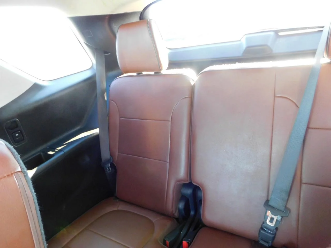 Used 2018 Silver Chevrolet AWD 4DR HIGH COUNTRY W/2L image 33