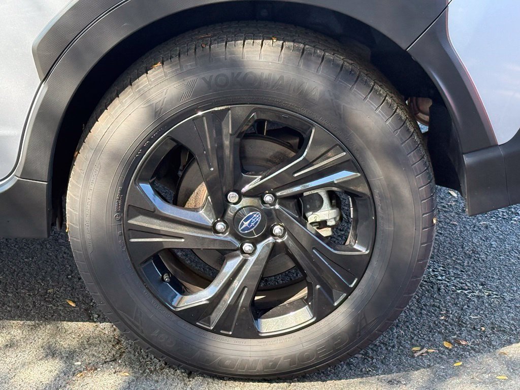 Used 2024 Ice Silver Metallic Subaru Base image 13