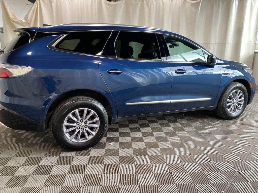 Used 2024 Blue Metallic Buick Essence image 8