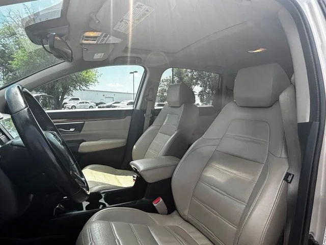 Used 2018 Beige Honda EX-L image 9