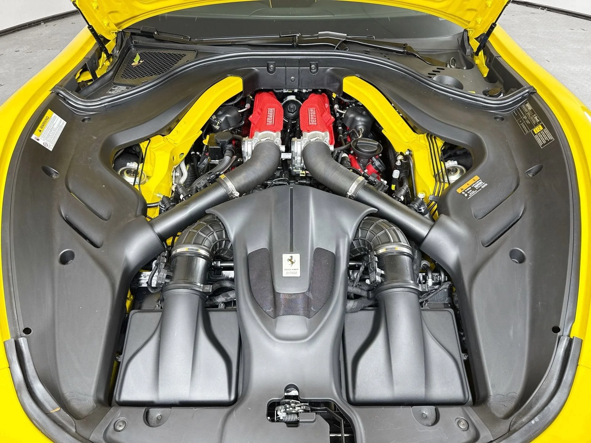2025 Ferrari Roma Base - Photo 21
