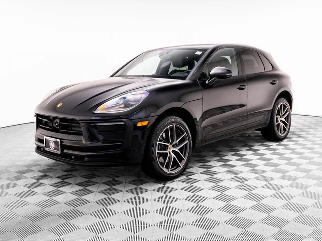 2026 Porsche Macan 