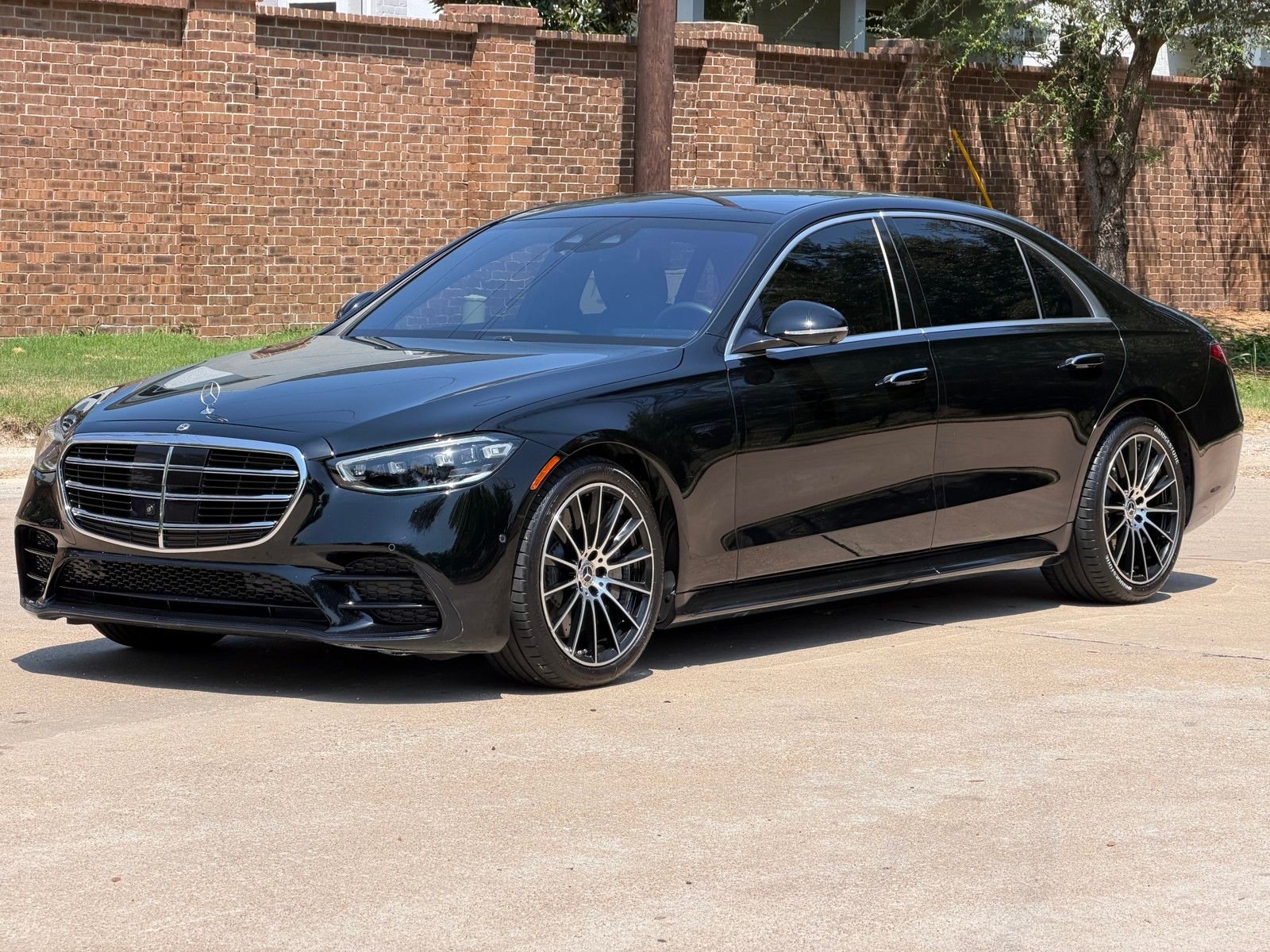Certified Used 2022 Black Mercedes-Benz S 500 image 11