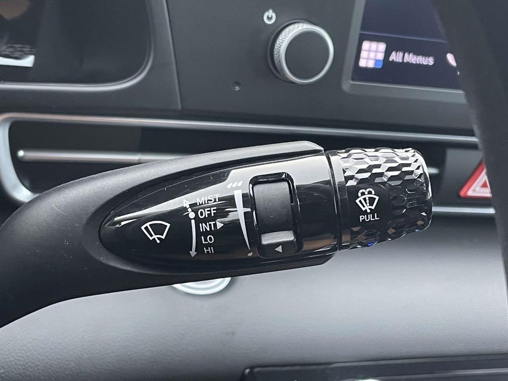 2023 Hyundai Elantra Blue - Photo 13