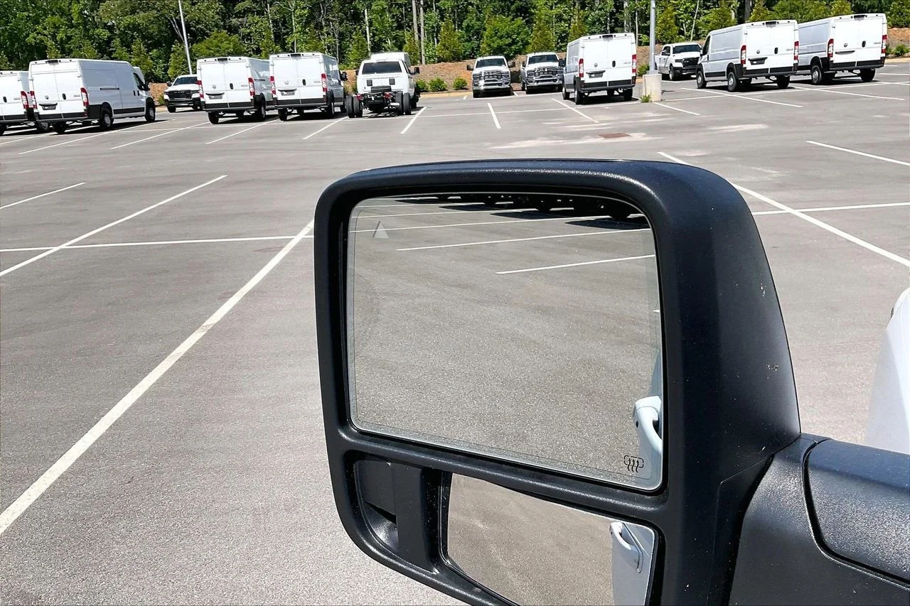 New 2026 Bright White Clear-Coat Exterior Paint RAM Laramie image 26