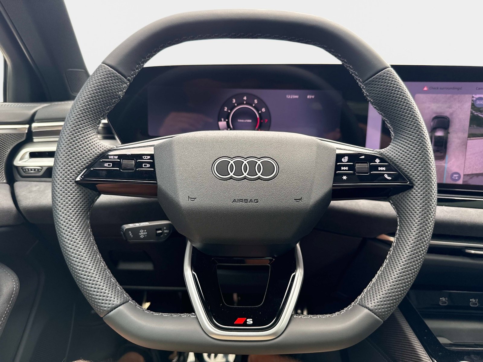 New 2026 Daytona Gray Pearl Effect Audi Prestige image 27