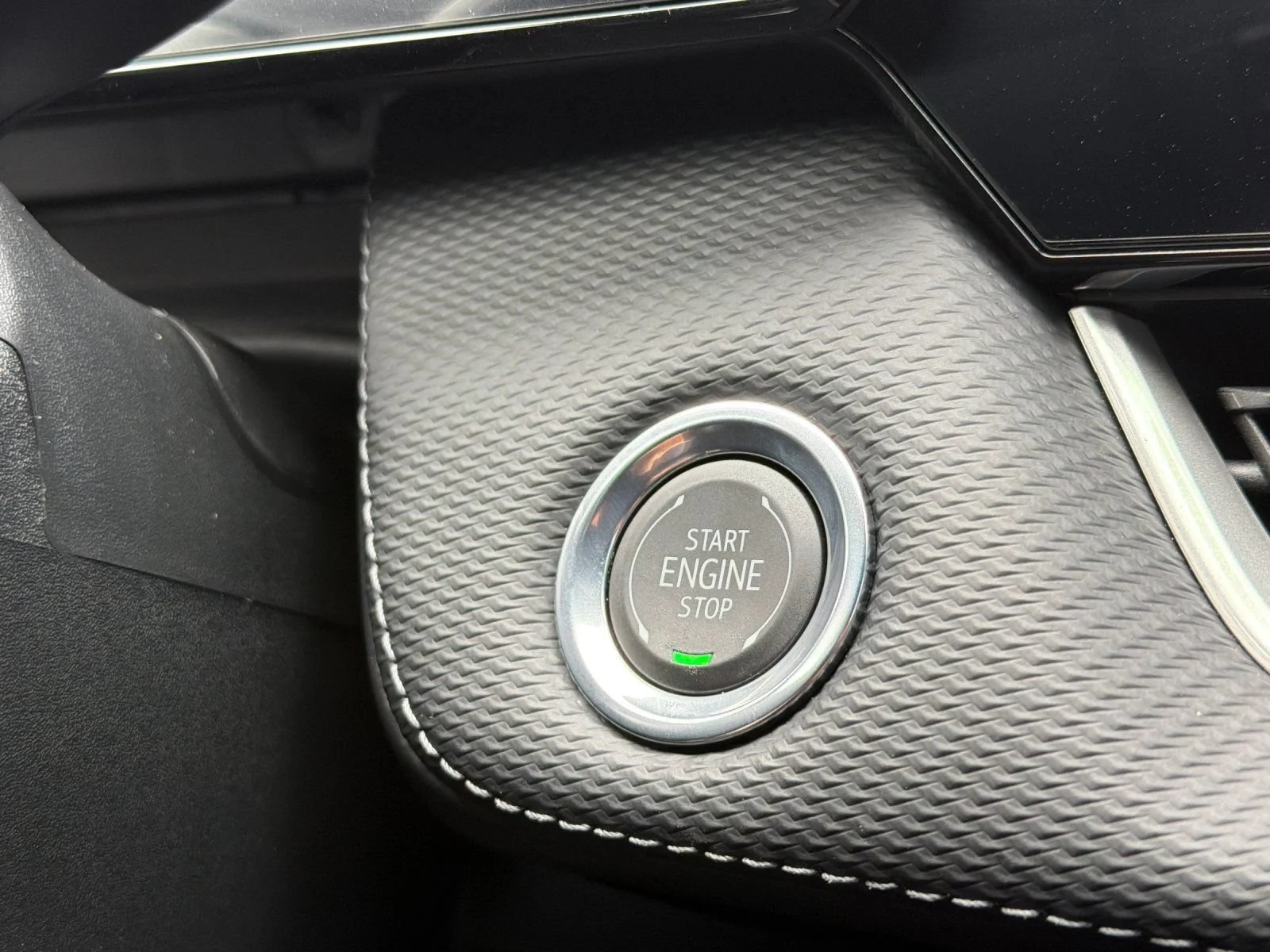 2027 Chevrolet Equinox LT - Photo 22