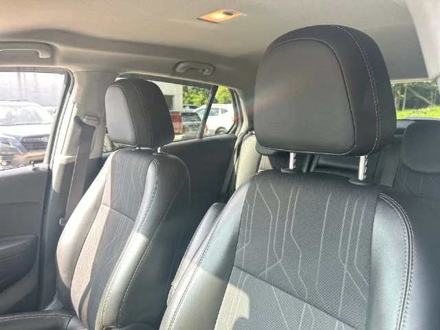 Used 2020 Blue Chevrolet LT image 66