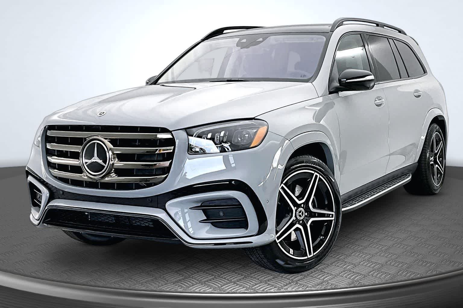 New 2026 MANUFAKTUR Alpine Grey Mercedes-Benz GLS 450 image 1