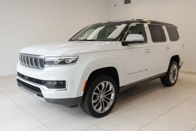 Used 2022 White Jeep Series II image 8