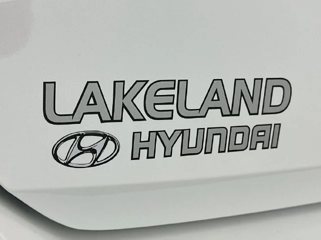 New 2026 White Hyundai SE image 24