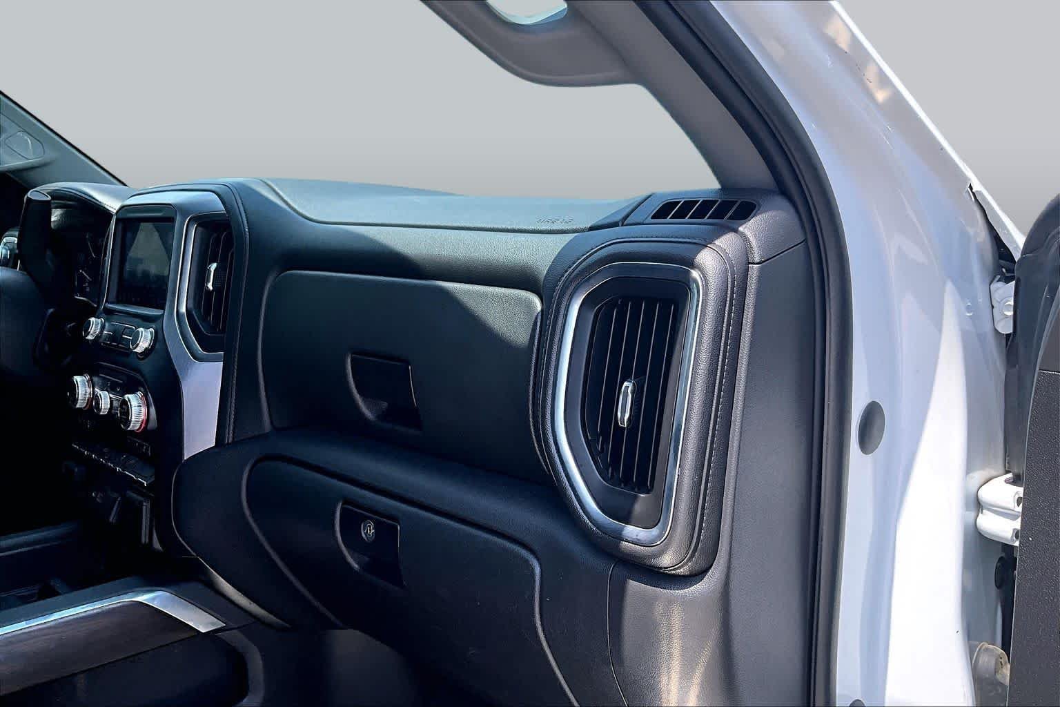 Used 2019 Summit White GMC SLT image 18