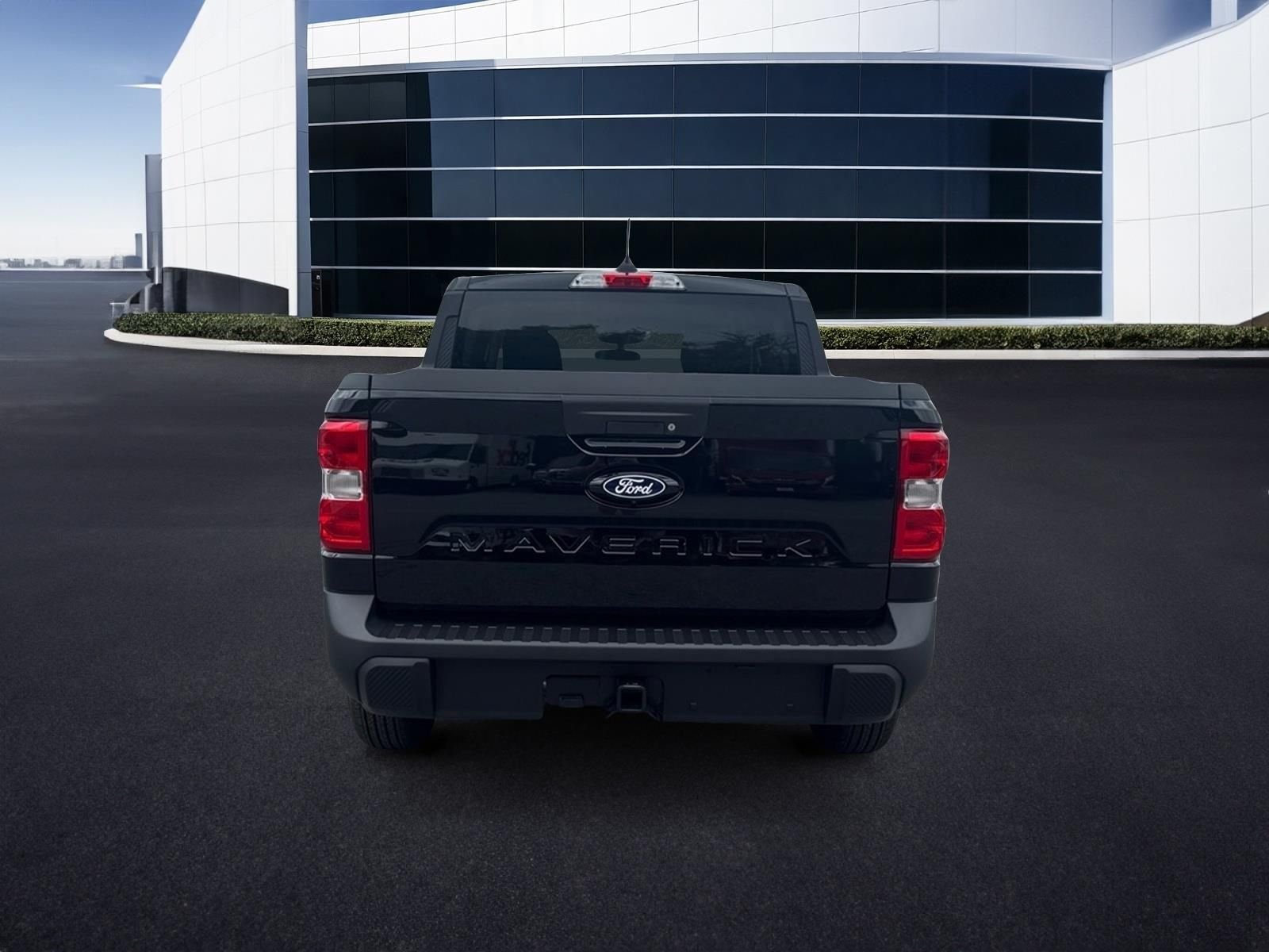 New 2026 Shadow Black Ford XLT image 7