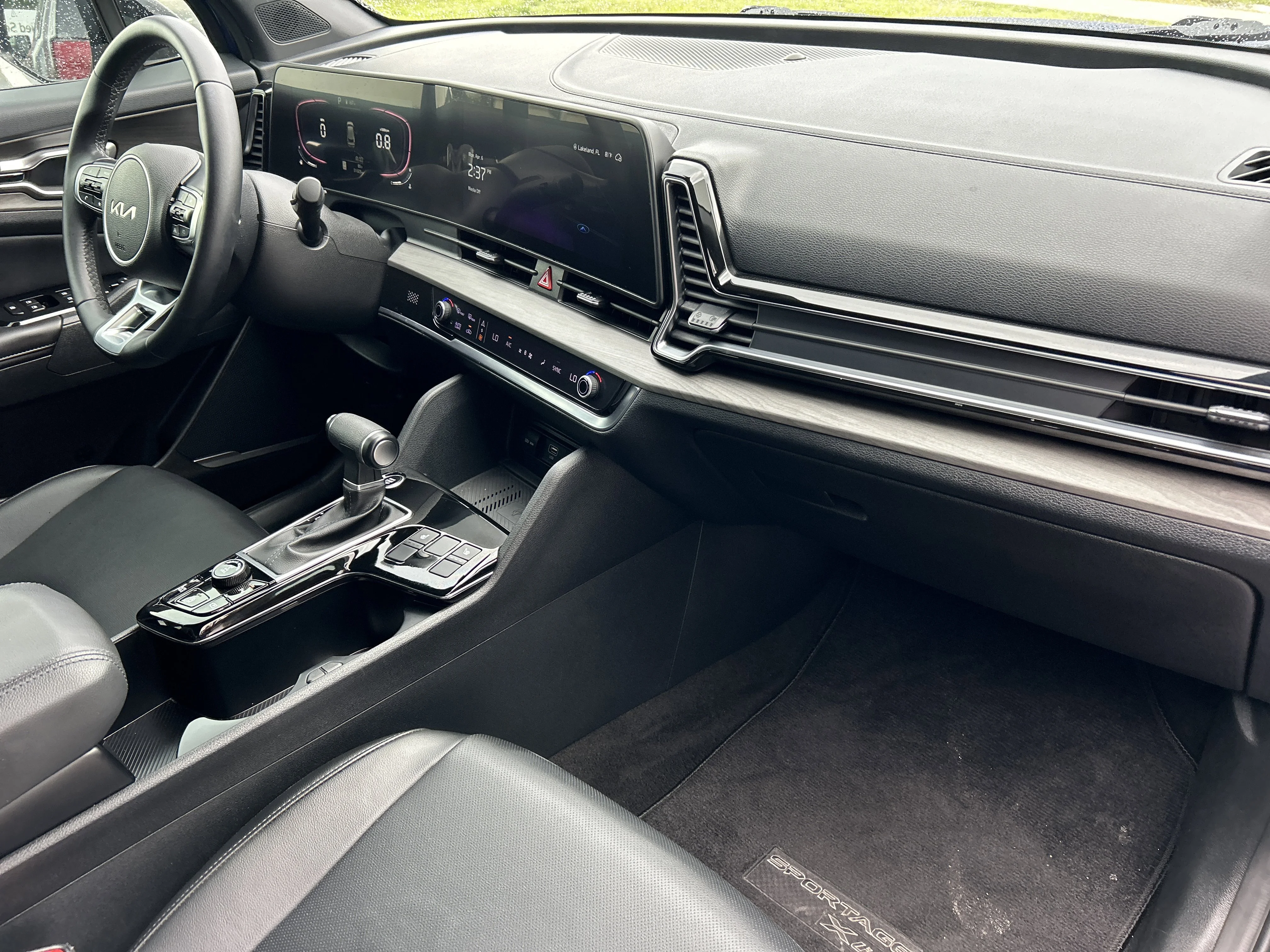 Used 2023 Sapphire Blue Kia X-Line image 12