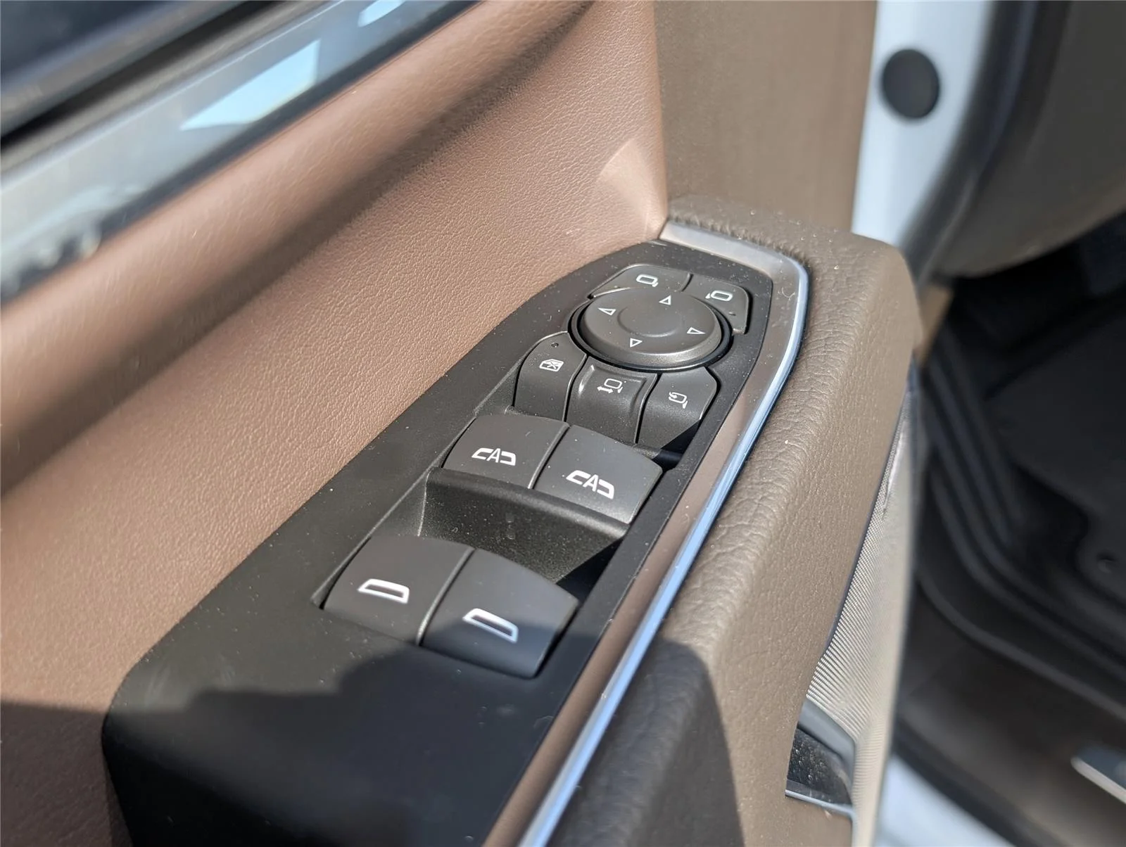 New 2026 Glacier White Tricoat GMC Denali DRW image 26