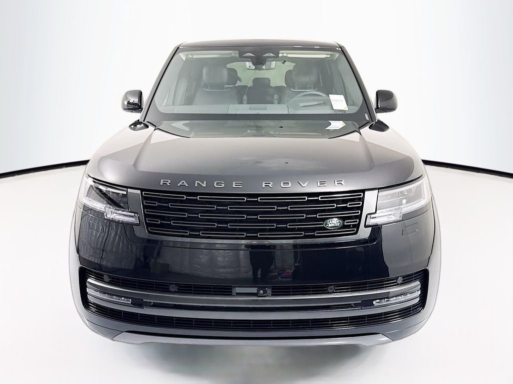 New 2026 Santorini Black Land Rover SE image 2