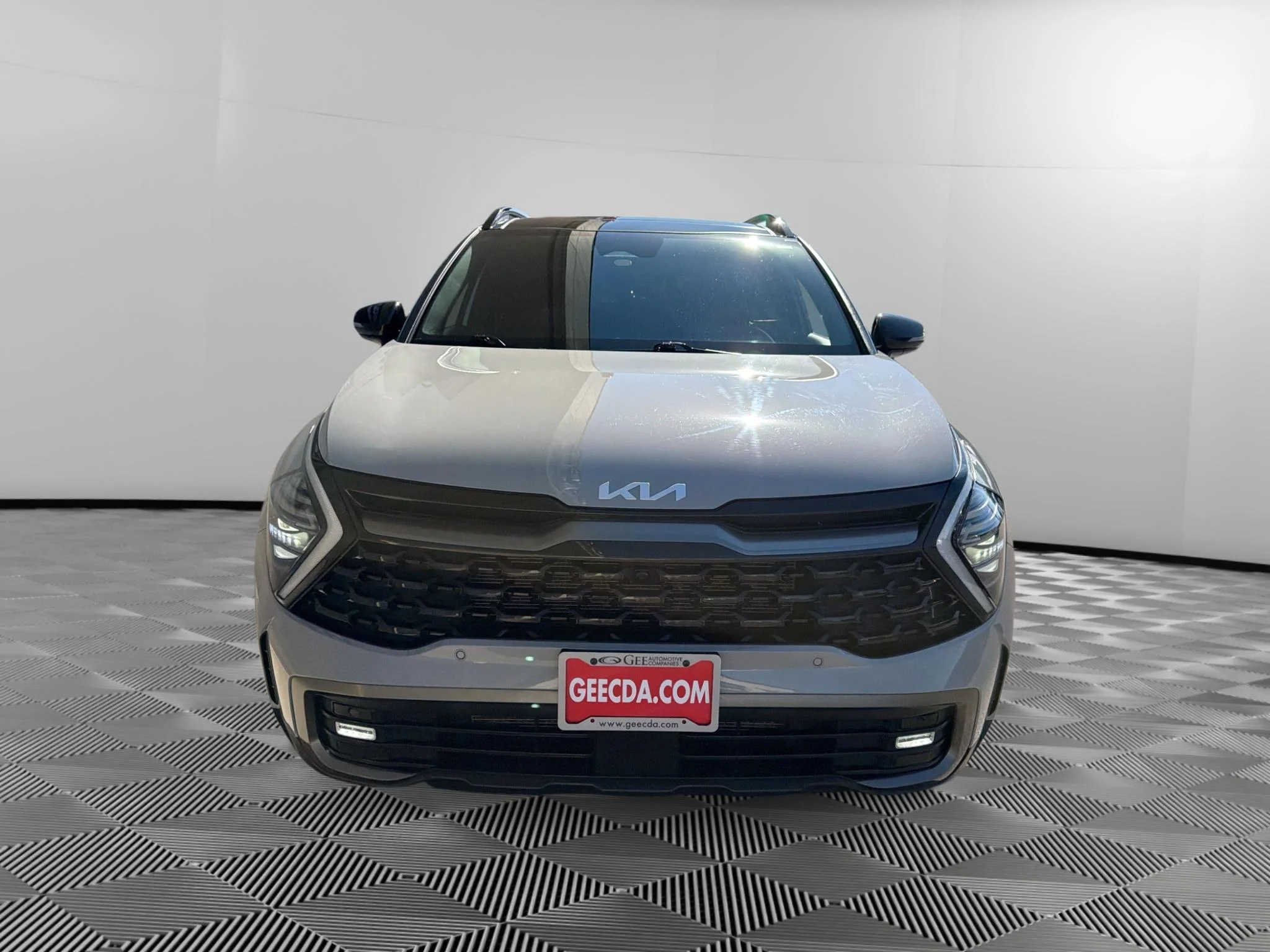 Used 2023 Wolf Gray/Ebony Black Roof Kia X-Pro Prestige image 2