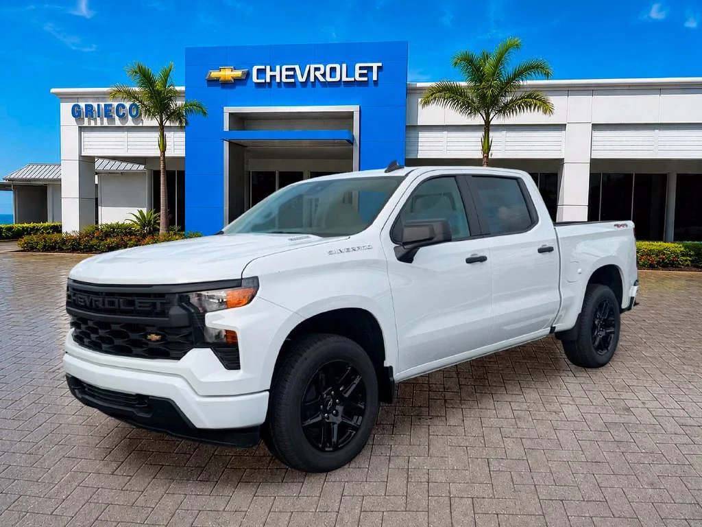 New 2026 Summit White Chevrolet Custom image 3
