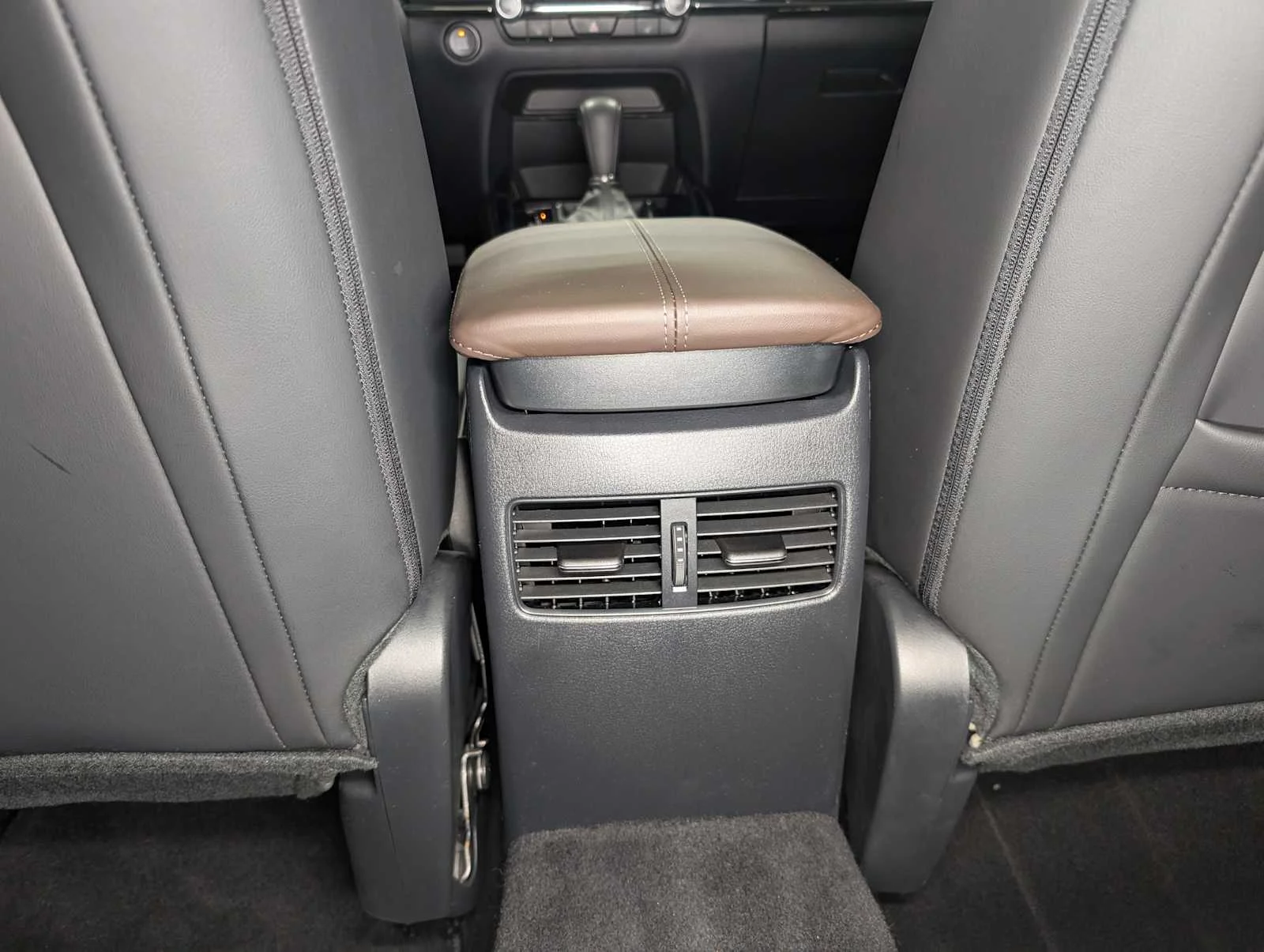 Used 2025 Machine Gray Metallic Mazda 2.5 S Premium Package image 22
