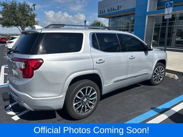 Used 2020 Silver GMC Denali image 3
