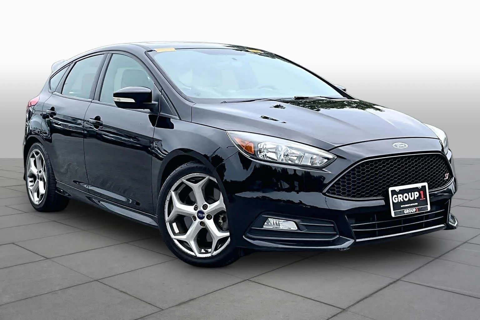 Pre-Owned 2016 Ford Focus ST
