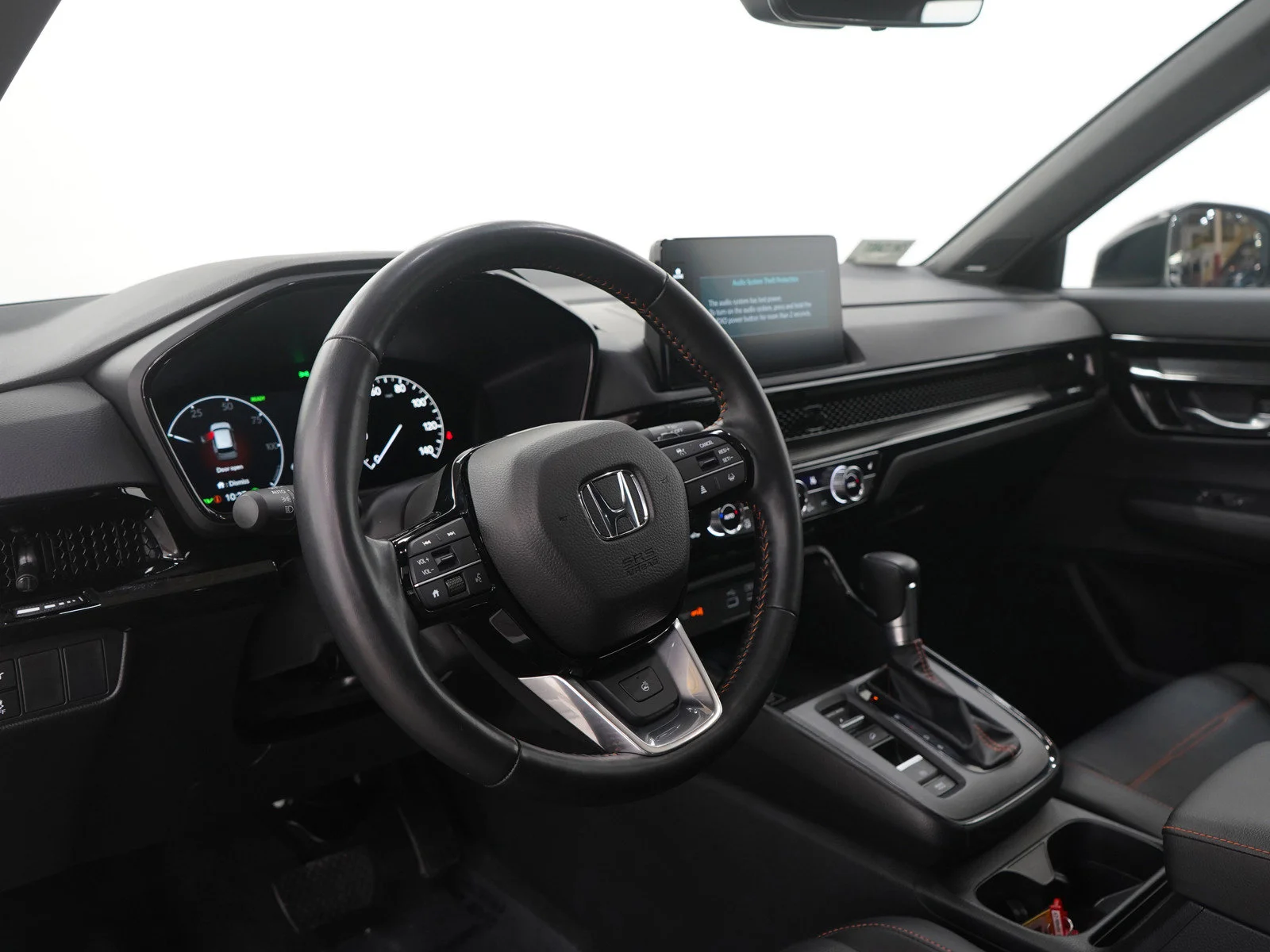Used 2025 Platinum White Pearl Honda Sport Touring AWD image 27