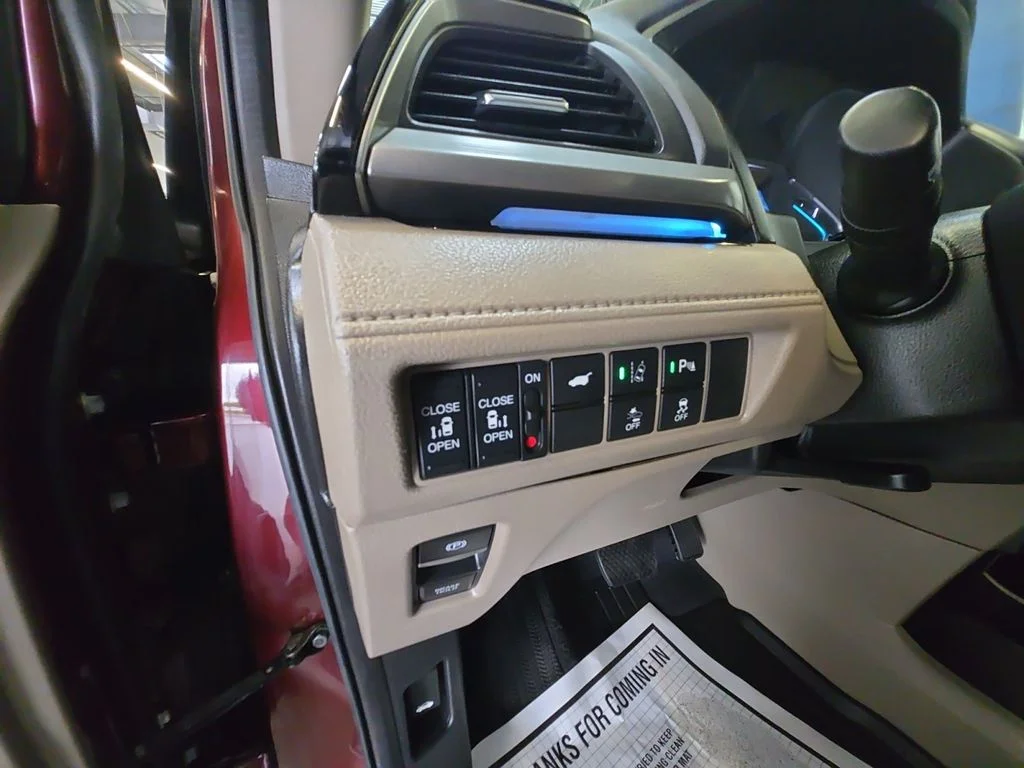 Used 2019 Red Honda Elite image 32
