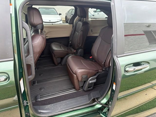 Used 2024 Green Toyota Platinum image 16