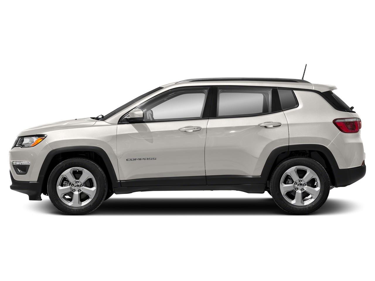 Used 2018 White Clearcoat Jeep Latitude image 23