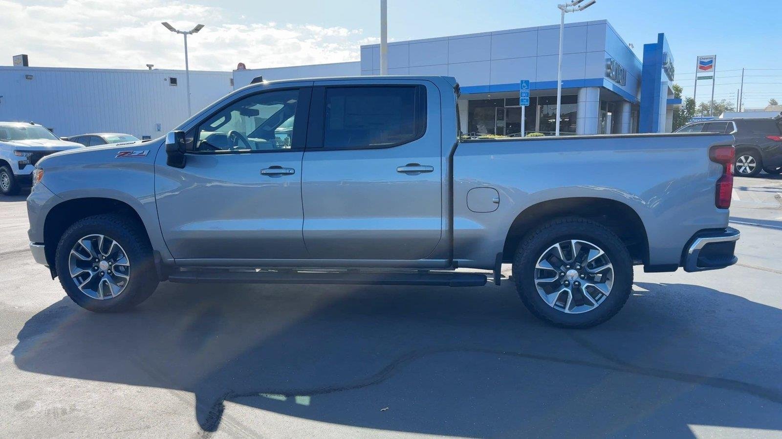 2026 Chevrolet Silverado 1500 LT - Photo 8
