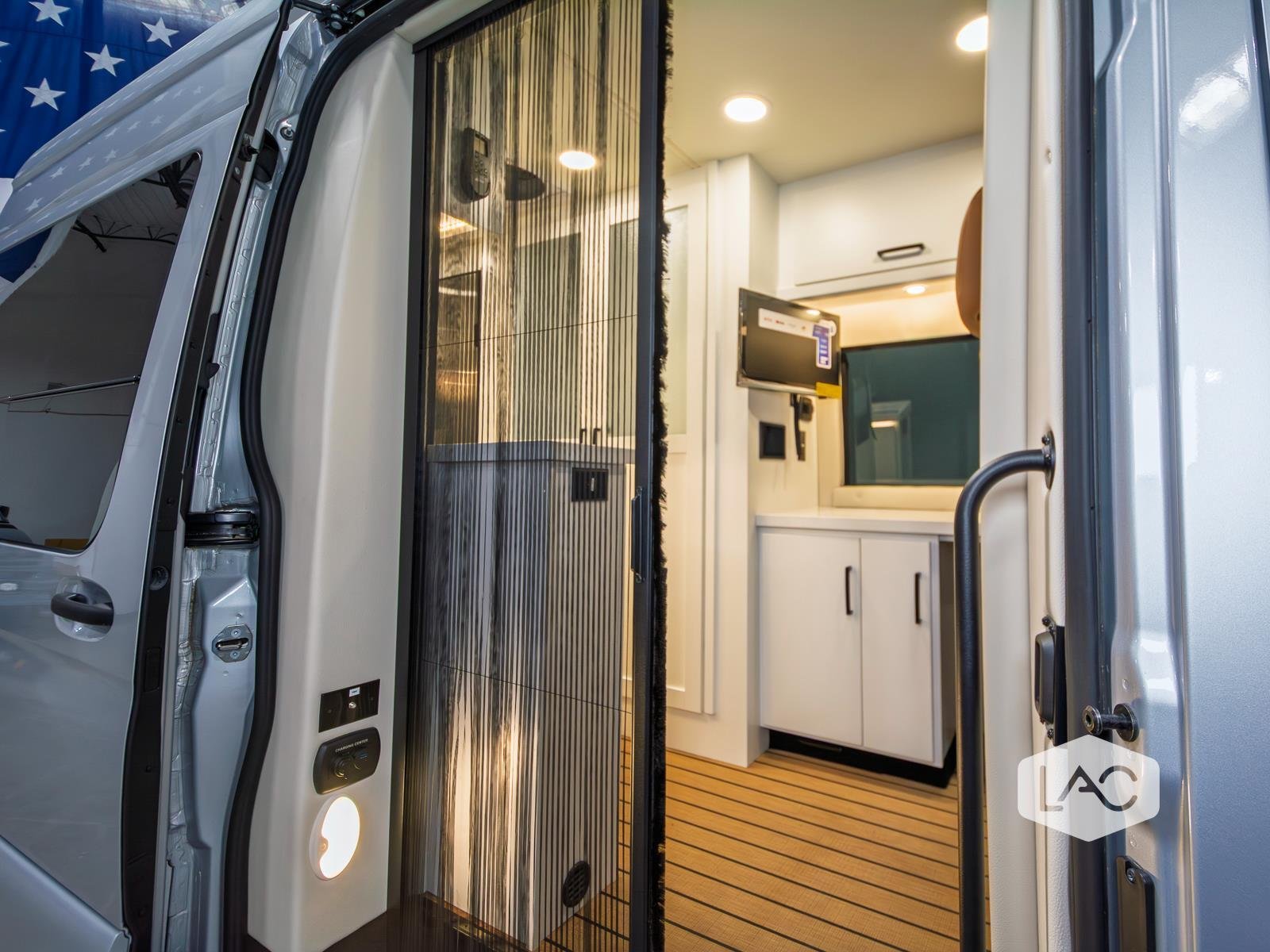 Used 2025 Iridium Silver Coachmen M-24 | Dual-Twin Beds|Generator|Electrical Pkg image 31