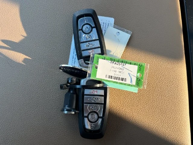 Used 2023 Gray Ford Lariat image 42