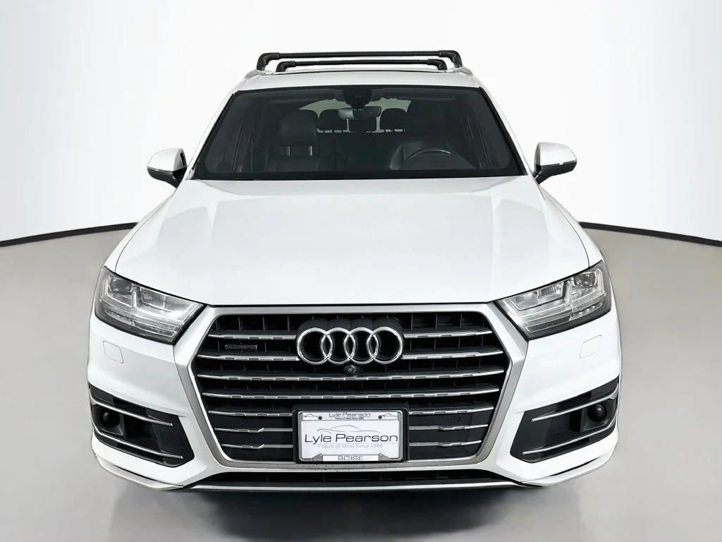 Used 2017  Audi 2.0T Premium Plus image 6