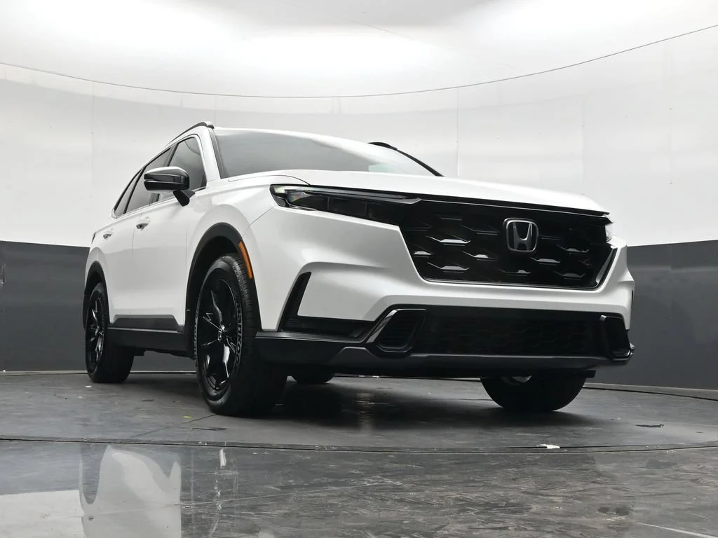 Certified Used 2025 Platinum White Pearl Honda Sport-L image 66