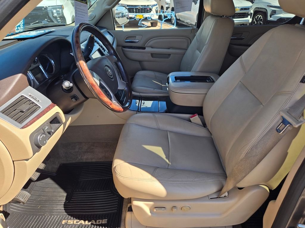 Used 2013 Gray Cadillac Premium image 11