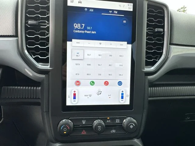 Used 2024 Blue Ford XL image 19
