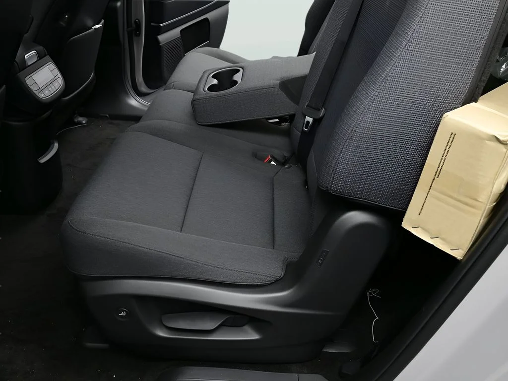 New 2026 Cyber Gray Hyundai SE image 26