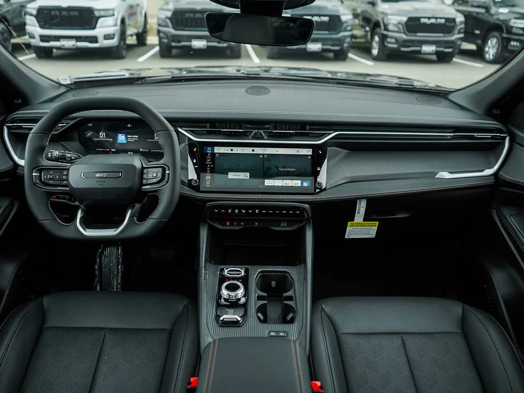New 2026 Diamond Black Crystal Pearlcoat Jeep Overland image 14